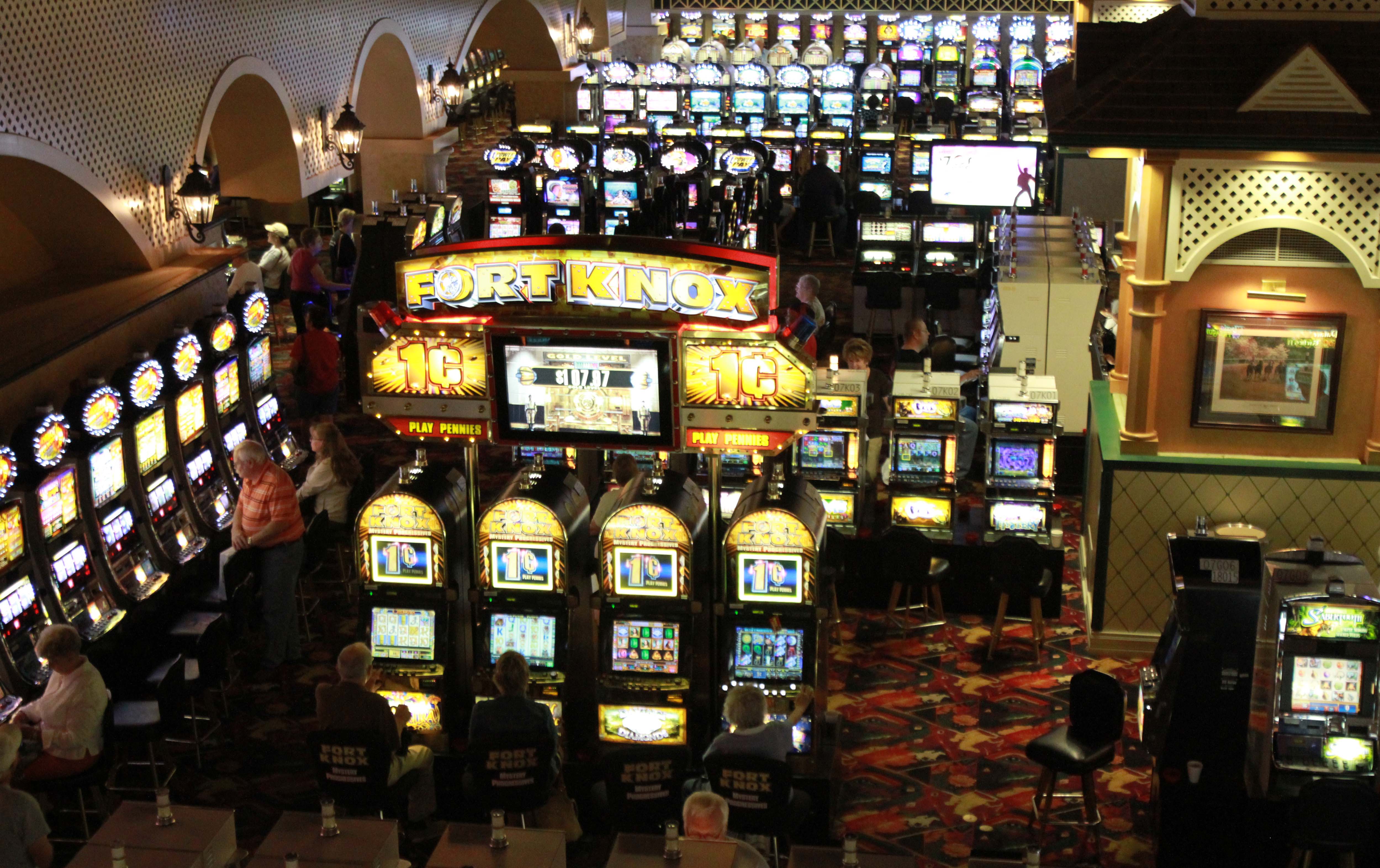 Casinos in des moines iowa wicked winnings casino slot game